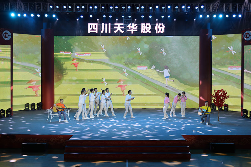 04 情景歌曲：小芳.jpg